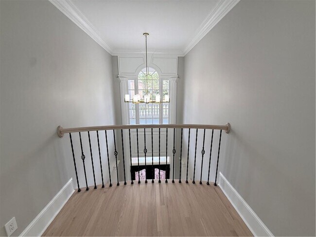 Building Photo - 1660 Briergate Dr