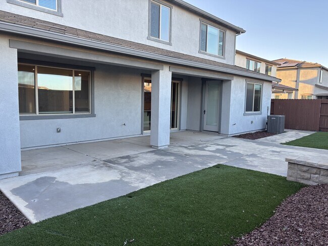 Building Photo - 5288 Fandango Loop