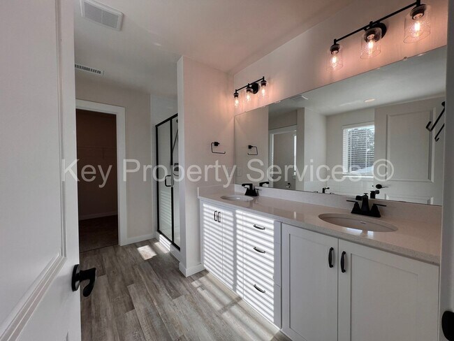 Building Photo - Gorgeous Modern Traditional Home in Brush ...