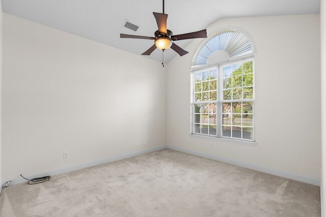 Building Photo - Harvest Home