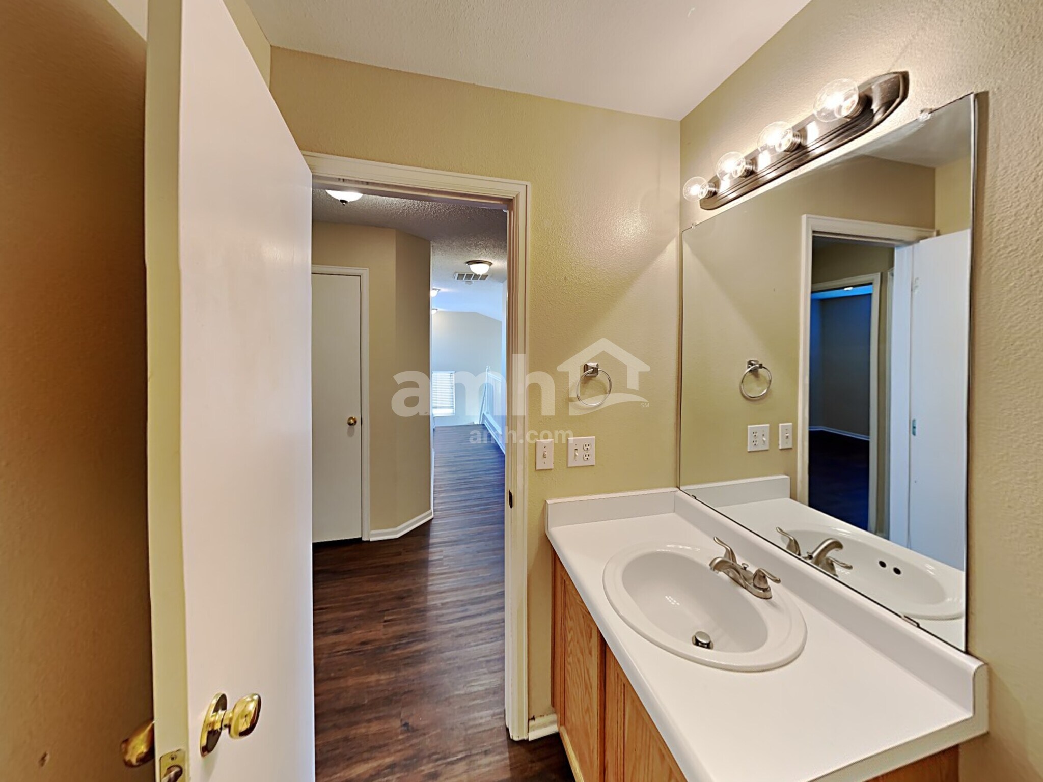 Building Photo - 20132 E Hampden Pl