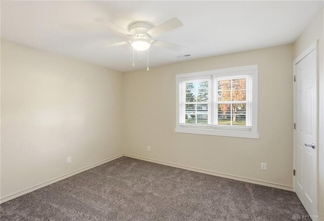 Building Photo - 5336 Red Coach Rd