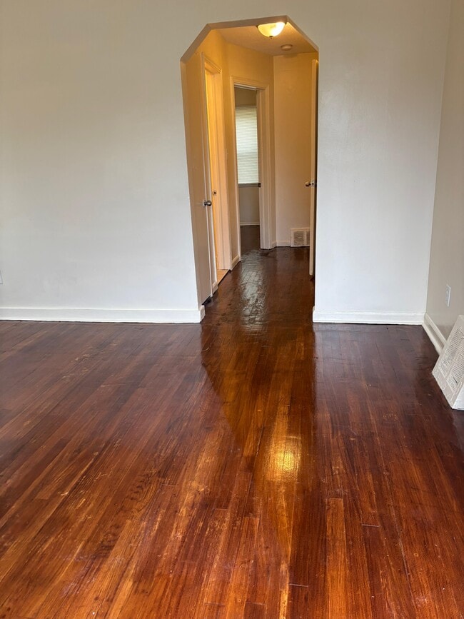 Building Photo - 19449 W Chicago