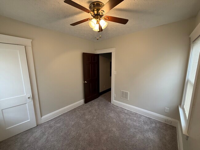 Building Photo - 11916 Browning Ave