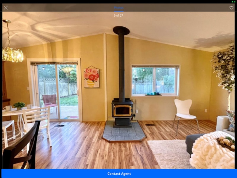 Building Photo - 2061 Victoria