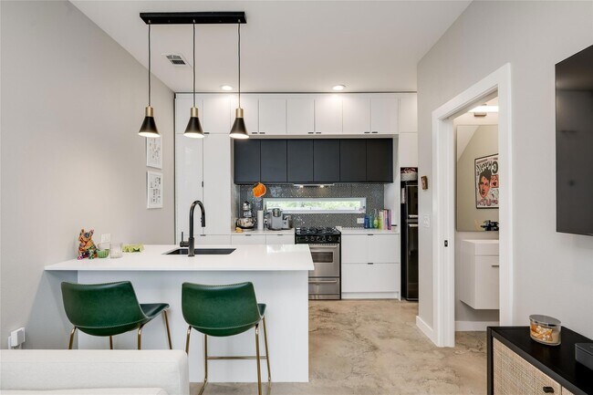 Building Photo - 2108 Tillery St