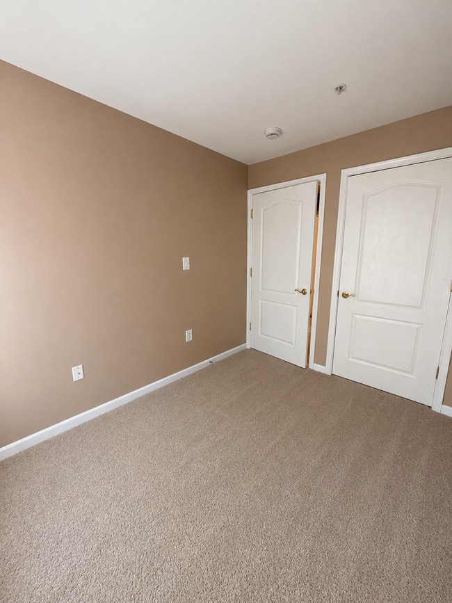 Building Photo - 1411 Bonnett Pl