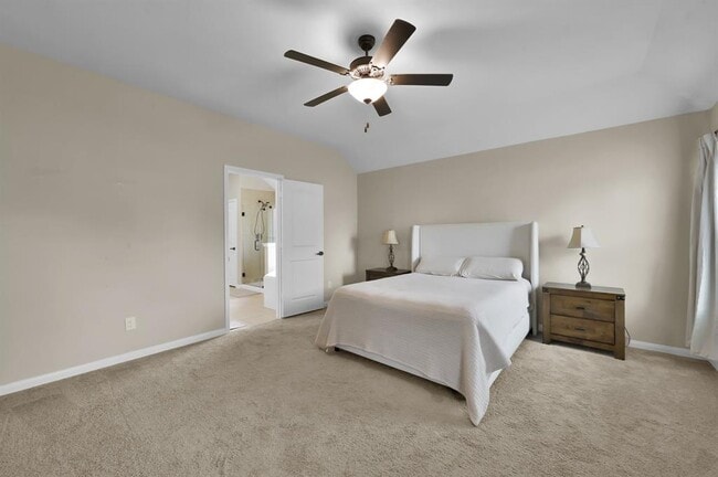 Building Photo - 22510 Red Sparrow Dr