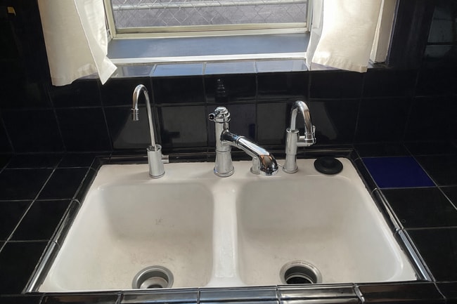 Building Photo - "Charming 3-Bedroom Oasis on Sunset Avenue – 1892 Sq. Ft. of Comfort and Style in Pasadena!"