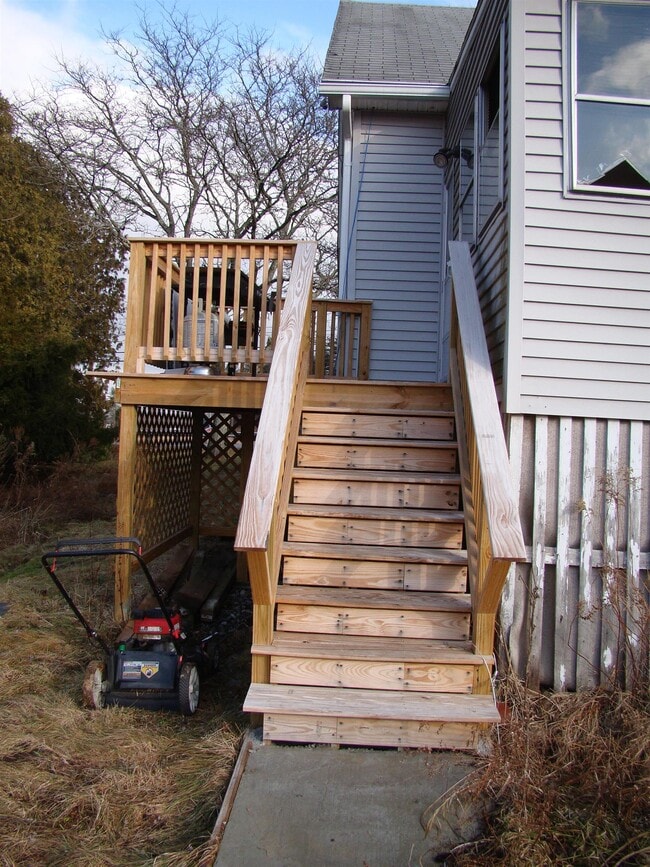 Building Photo - 13 Back River Rd