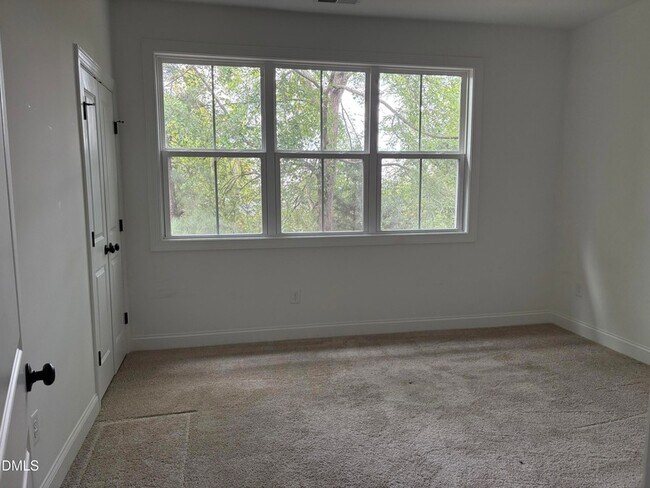 Building Photo - 4801 Gossamer Ln