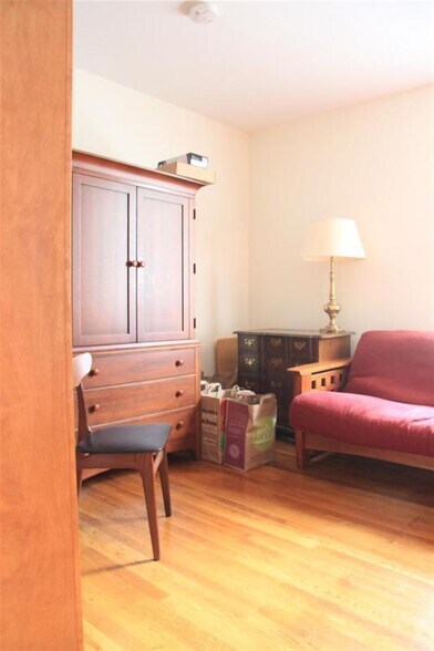 Building Photo - 20 Highland Ave