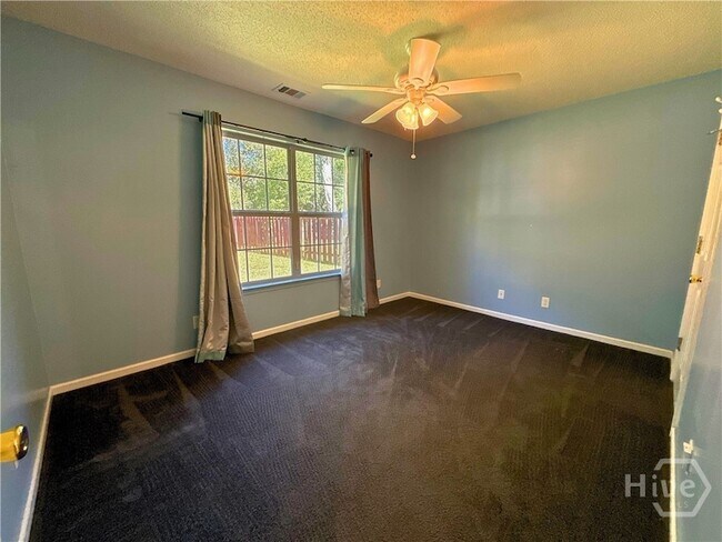 Building Photo - 144 Mills Run Dr