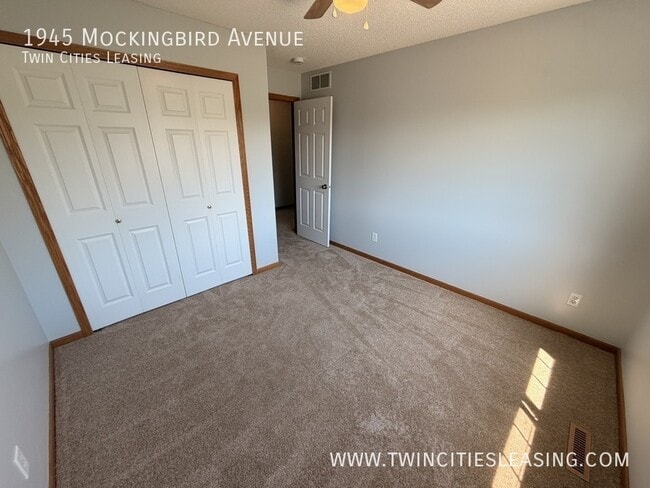 Building Photo - 1945 Mockingbird Ave