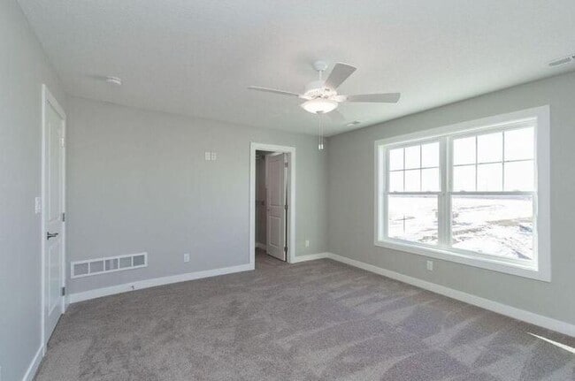Building Photo - 1513 NE Mockingbird