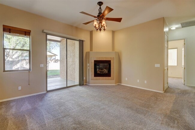 Building Photo - 3 bed, 2 bath Granville Home for Rent!