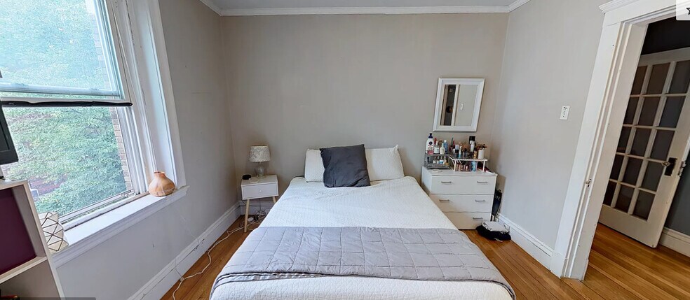 Building Photo - 34 Chiswick Rd