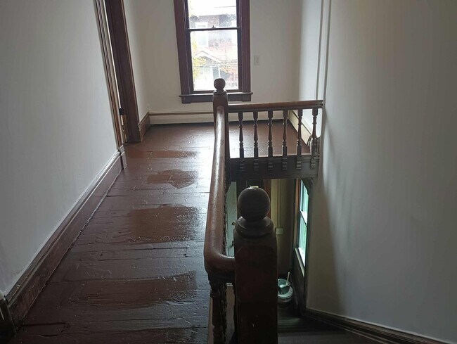 Building Photo - 16-18 Orchard Street