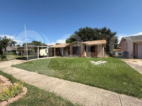 Building Photo - 362 S Shore Pl