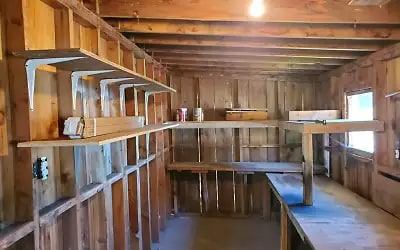 Building Photo - 416 E Eli Ave