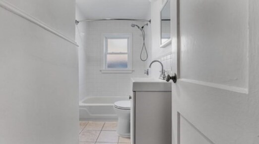 *Pictures are representative samples of the advertised unit. In some cases, the actual units you tou - 14 Beechcroft St