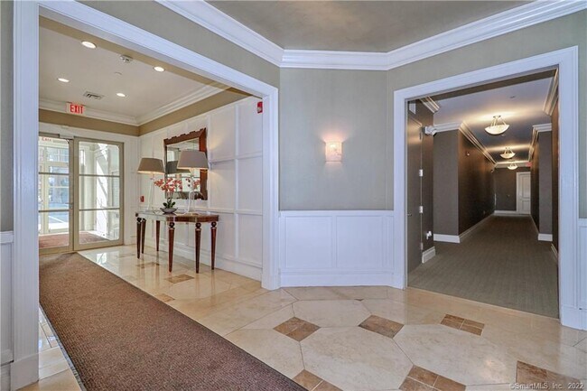 Building Photo - 100 Stone Ridge Way