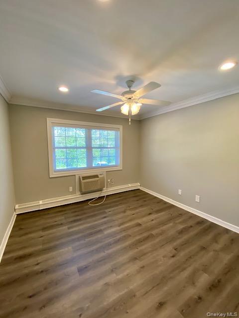 Building Photo - 309 Robinson Ave