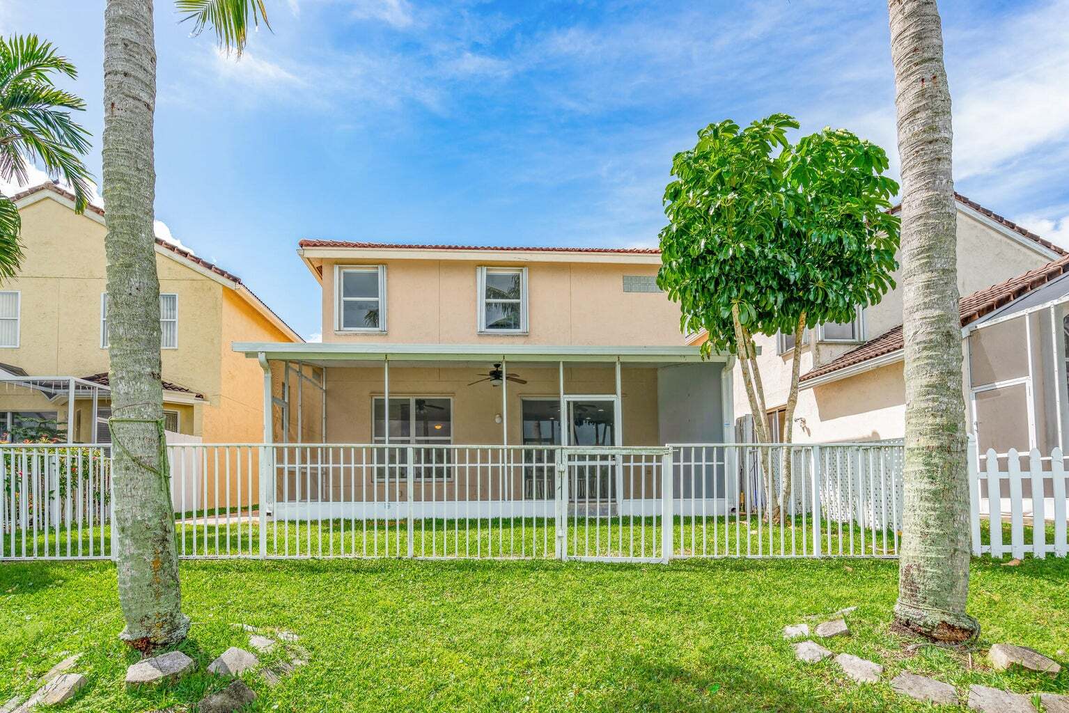 Building Photo - 7787 Springfield Lake Dr