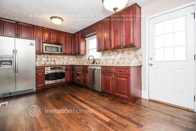 Building Photo - 1883 Guardian Way