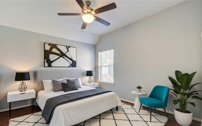 Building Photo - 6219 Cameron Cove Ln