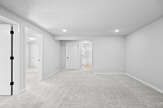 Building Photo - Townhouse for Rent