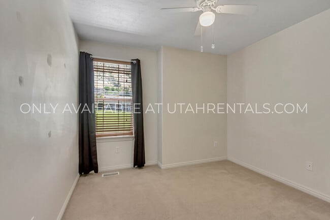Building Photo - 1328 S 1550 E