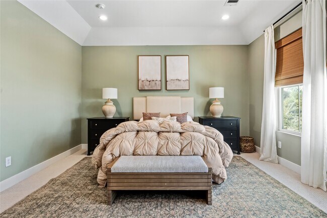 Building Photo - 5202 Pinemont Creek Ln