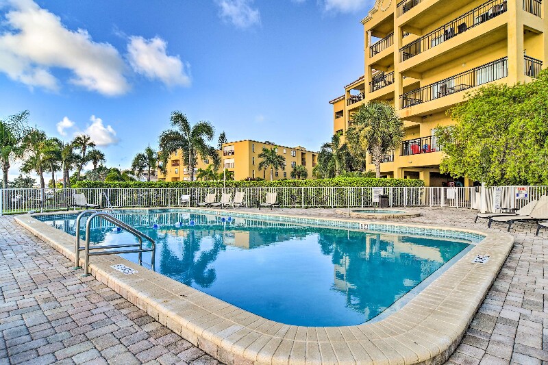 Building Photo - 10315 Gulf Blvd