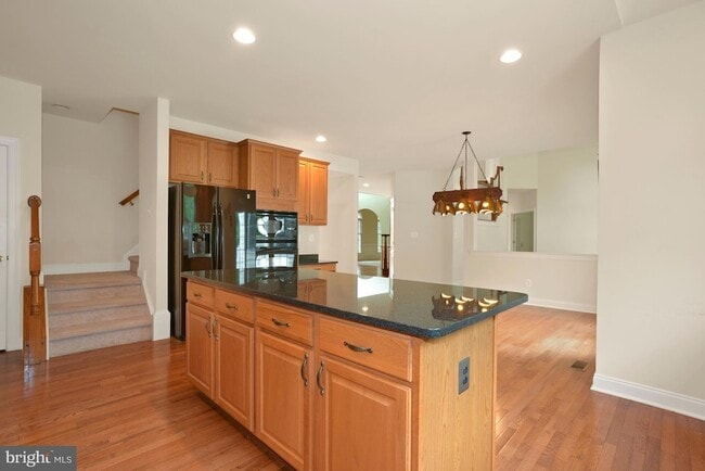 Building Photo - 23353 Lennoxville Way