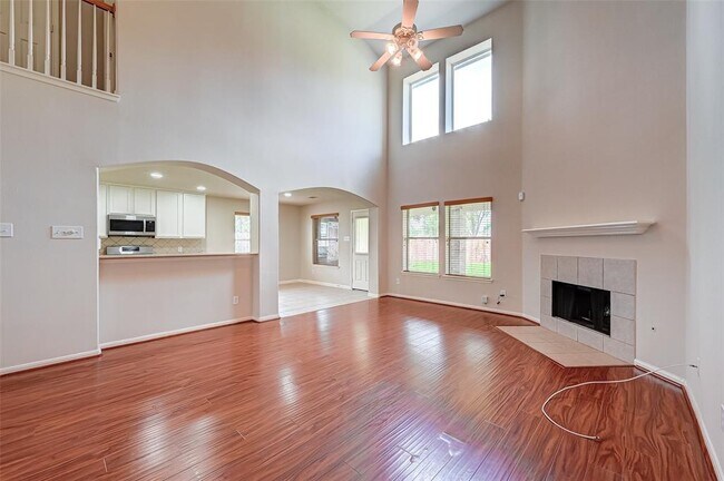 Building Photo - 2310 Diamond Springs Dr
