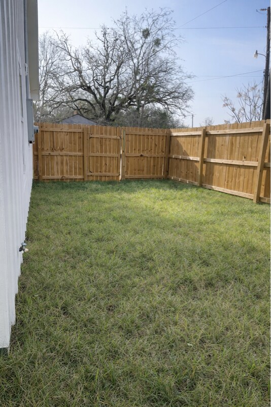 Building Photo - 1406 Blair St