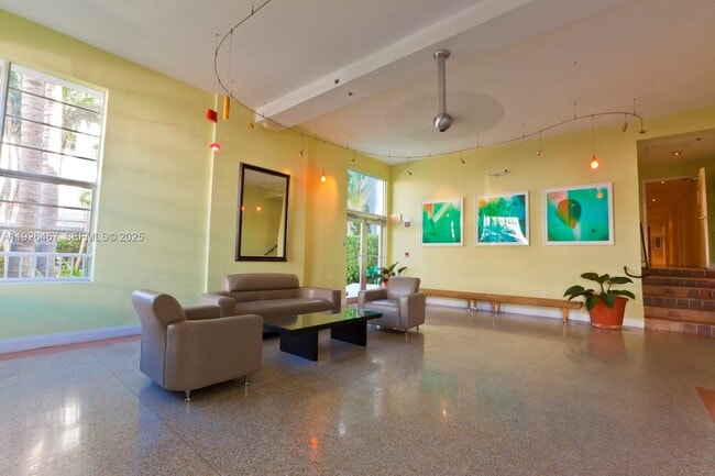 Building Photo - 420 15th St