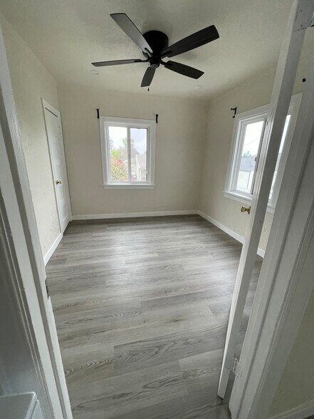 Building Photo - 4507 Lowell Ave