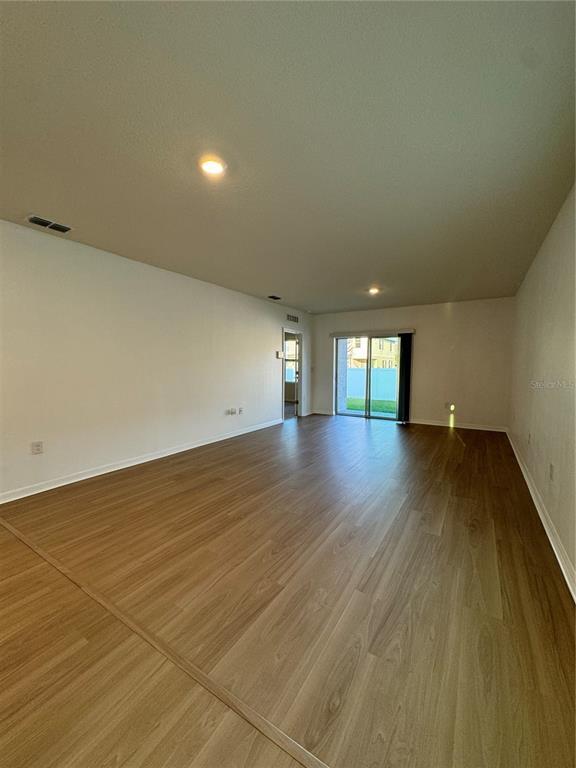 Building Photo - 1541 Fernmeadow St