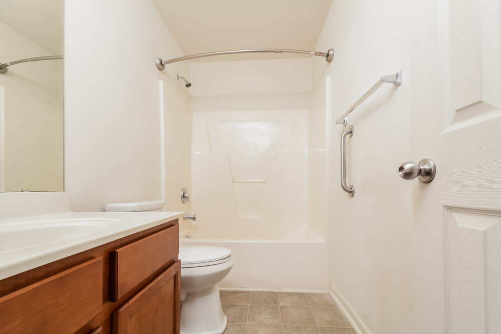 Building Photo - 222 Timber Meadow Lake