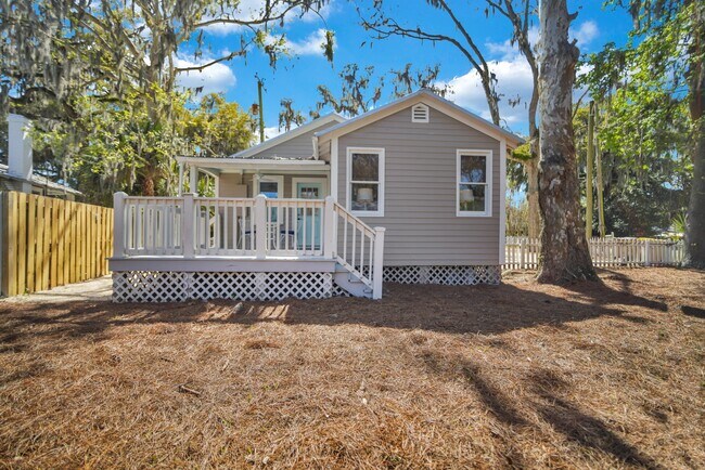 Building Photo - 3228 Bannon Ave