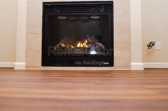 Building Photo - 103 Pelican St