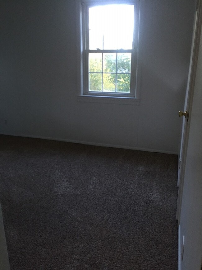 Building Photo - Coming soon!275 Filbert Ave, Wilmington, DE 19805 section 8 accepted