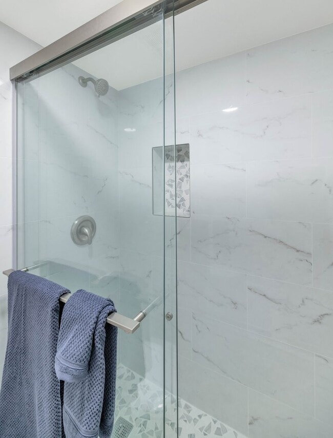 Building Photo - Rates Vary: $2,995 - $4,995