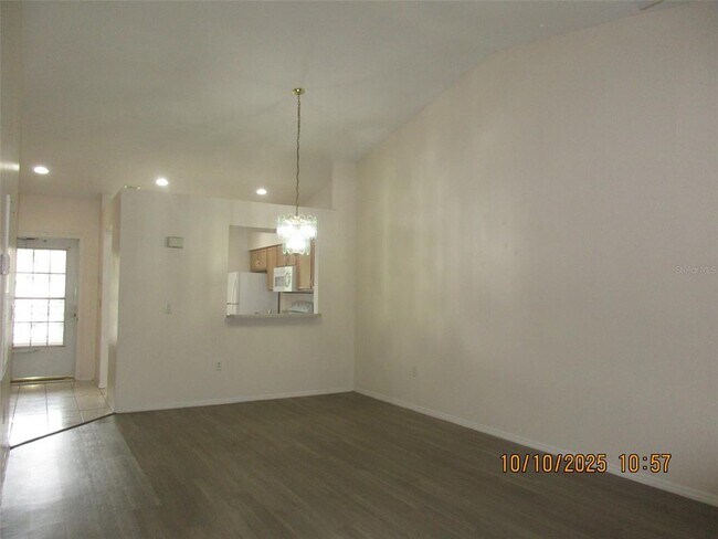 Building Photo - 13324 Fairway Glen Dr
