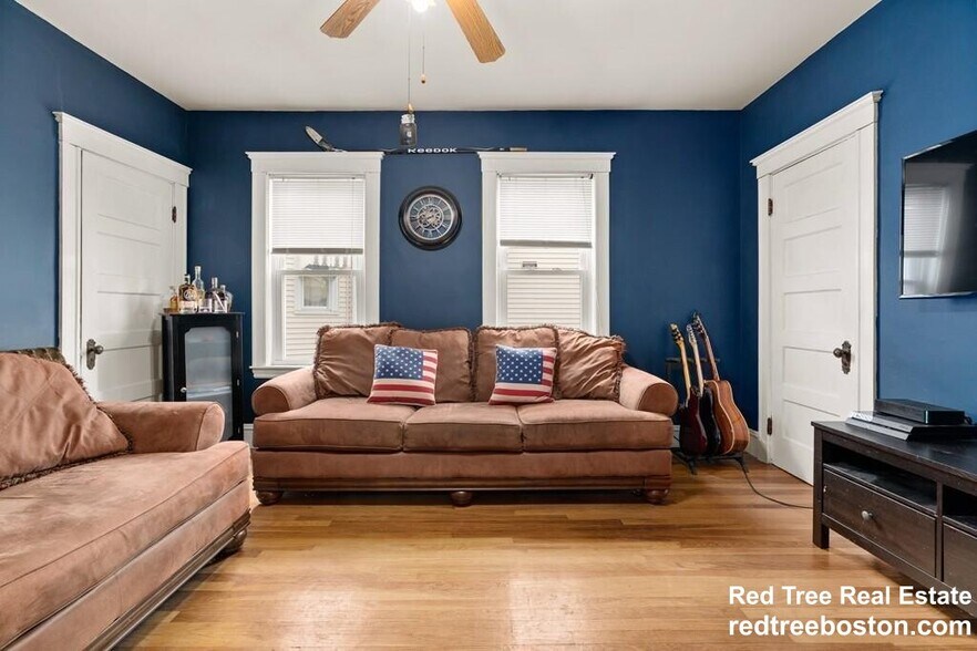 Building Photo - 14 Bowdoin St