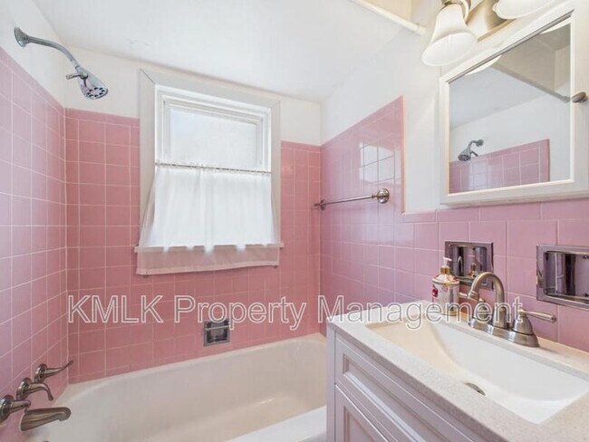 Building Photo - 2667 11th St