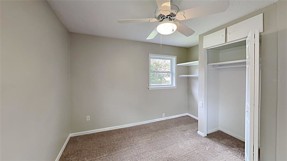 Building Photo - 120 S Hull Ave