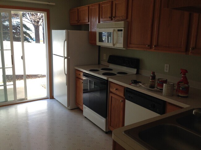 Building Photo - 1239 Elmwood Ave